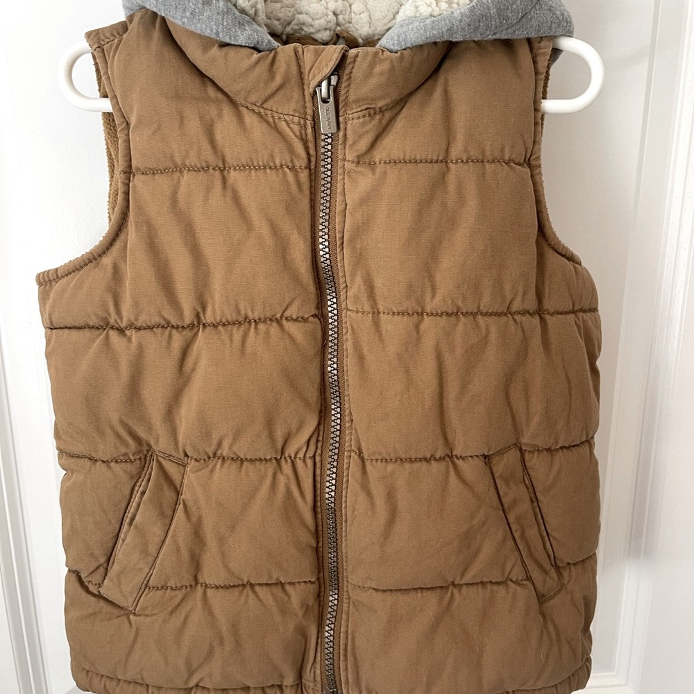 5T boys hooded vest